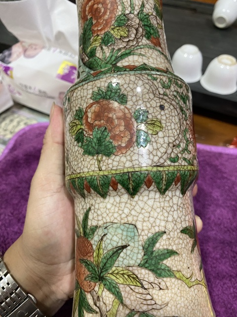 古玩陶瓷哥釉五彩花卉紋花觚拍賣(mài),當(dāng)前價(jià)格2580元