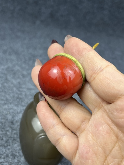 古玩玉器鼻煙壺拍賣,當前價格2588元
