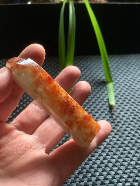 古玩玉器清代天然翡翠“素紋翎管”拍賣,當前價格25000元
