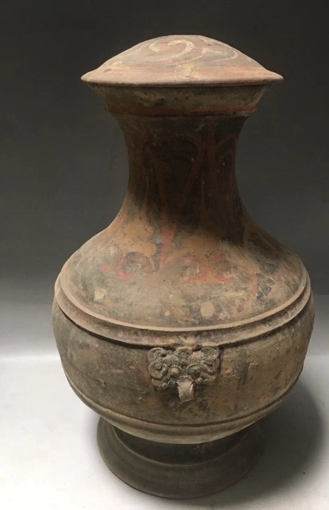 古玩陶瓷灰陶彩繪盤口瓶拍賣,當(dāng)前價(jià)格12000元