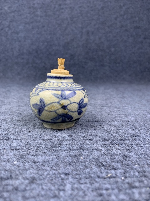 古玩陶瓷青花花卉紋水盂拍賣，當前價格1500元