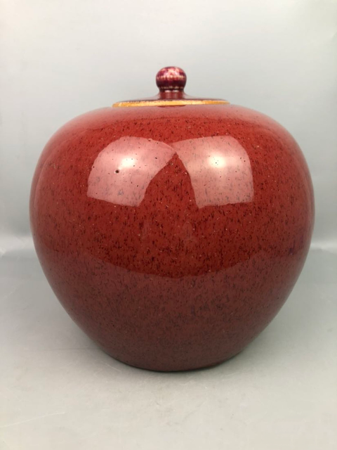 古玩陶瓷紅釉蓋罐拍賣,當(dāng)前價(jià)格14800元
