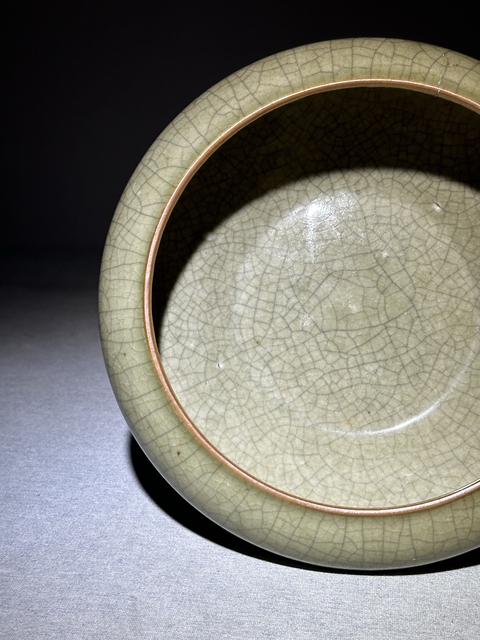 古玩陶瓷哥釉鏜鑼洗拍賣，當(dāng)前價格2500元