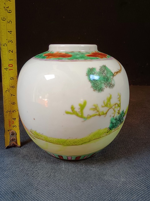 古玩陶瓷(全品)清末民初細路粉彩人物罐拍賣,當前價格2398元