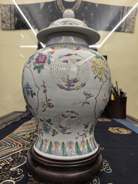 古玩陶瓷粉彩開窗鳳穿牡丹圖將軍罐(一對)拍賣,當前價格38888元