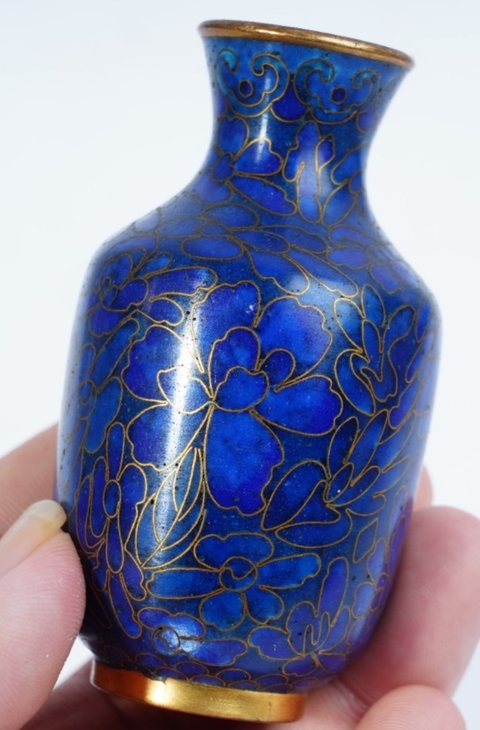 古玩陶瓷景泰藍掐絲琺瑯彩瓶拍賣，當前價格1888元