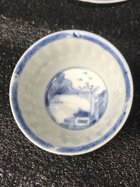 古玩陶瓷(館藏級杯碟)清·康熙·青花山水人物紋杯碟一套拍賣,當(dāng)前價格1962元