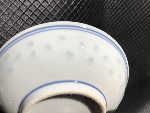 古玩陶瓷青花加彩花卉紋玲瓏瓷小盤拍賣,當前價格800元