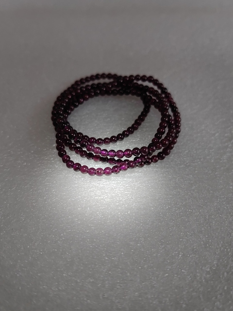 古玩玉器天然石榴石手串拍賣，當(dāng)前價格220元