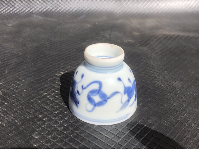 古玩陶瓷明末清初·青花麒麟紋杯拍賣，當前價格1800元