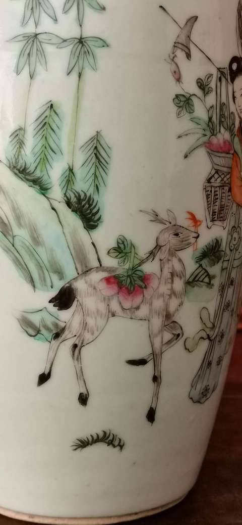 古玩陶瓷麻姑獻(xiàn)壽粉彩人物故事瓶拍賣(mài)，當(dāng)前價(jià)格2800元