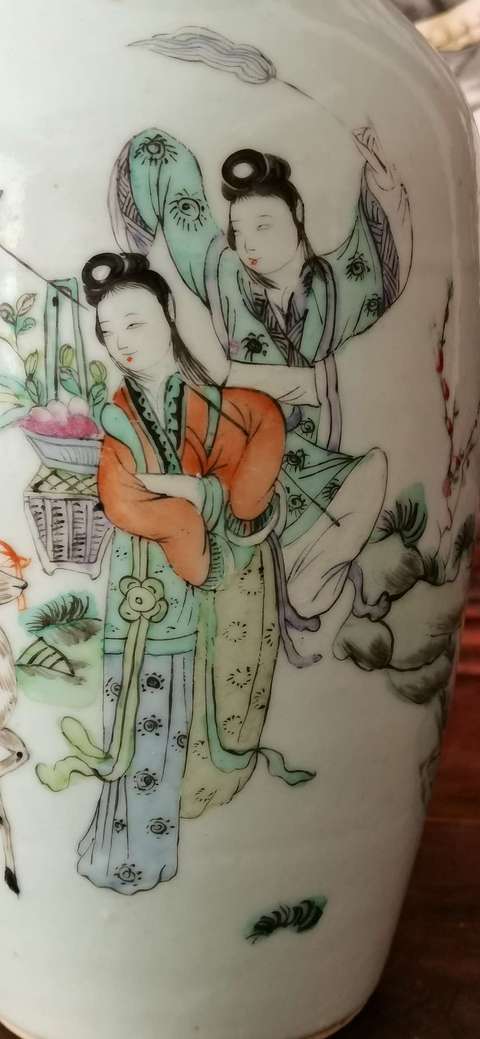 古玩陶瓷麻姑獻(xiàn)壽粉彩人物故事瓶拍賣(mài)，當(dāng)前價(jià)格2800元