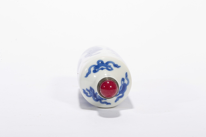 古玩陶瓷清康熙·青花花卉四美圖鼻煙壺母壺拍賣,當前價格10080元
