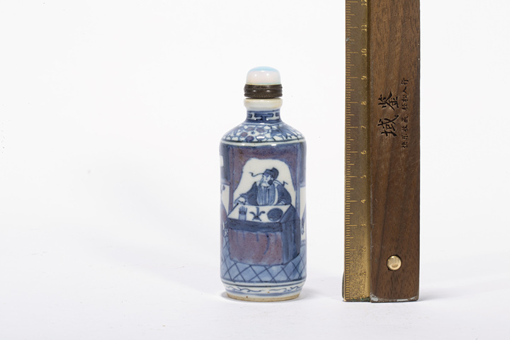 古玩陶瓷清晚·青花釉里紅人物故事圖鼻煙壺拍賣，當前價格13056元