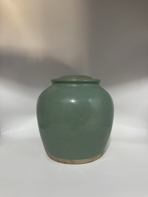 古玩陶瓷清綠釉蓋罐拍賣，當前價格1260元