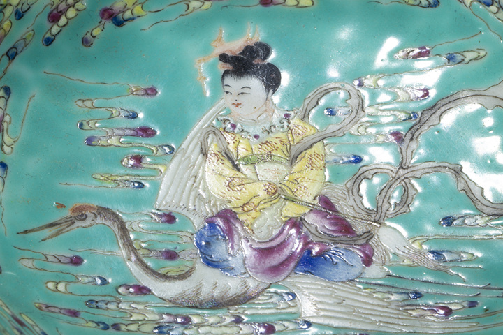 古玩陶瓷民國·松石綠地粉彩群仙圖葵口碗拍賣，當前價格7056元