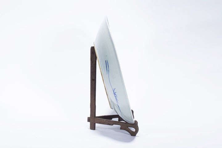 古玩陶瓷白軋道 清乾隆本朝拍賣，當前價格9999元