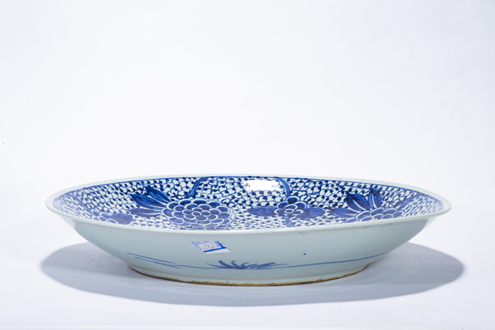 古玩陶瓷白軋道 清乾隆本朝拍賣，當前價格9999元