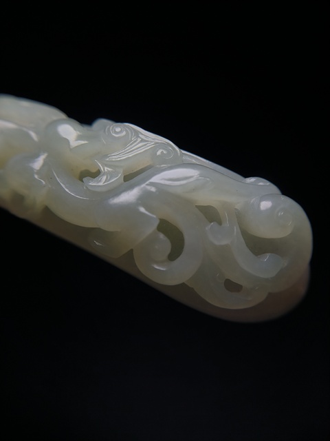 古玩玉器明代大個(gè)和田玉雕“蒼龍教子”帶鉤拍賣,當(dāng)前價(jià)格23800元