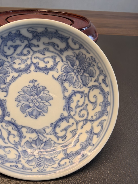 古玩陶瓷大清乾隆年製官窯本朝款青花淡描花卉紋筆舔拍賣,當前價格1180元