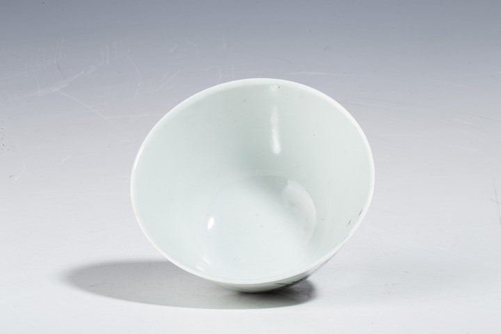 古玩陶瓷民國·墨彩海晏河清紋蓋碗拍賣，當(dāng)前價格800元