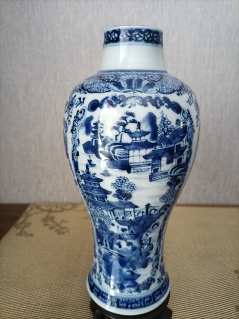 古玩陶瓷青花亭臺樓閣山水紋雞腿瓶拍賣,當前價格6666元