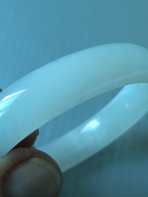 古玩玉器玉手鐲拍賣，當(dāng)前價格99元