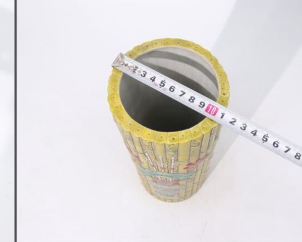 古玩陶瓷捆竹型帽筒拍賣，當(dāng)前價(jià)格2500元