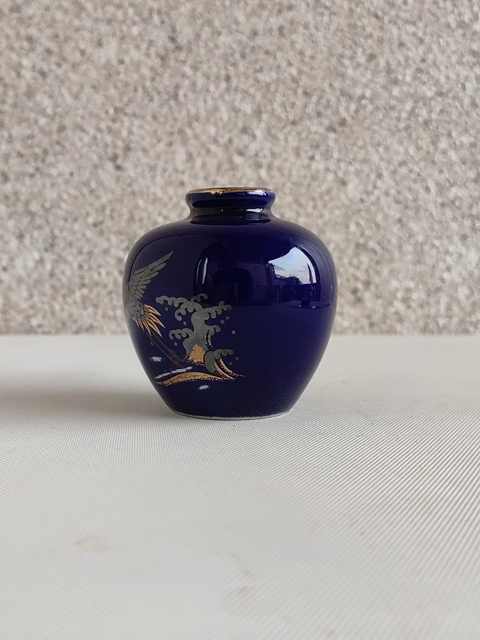 古玩陶瓷藍釉描金鶴紋罐拍賣,當前價格220元