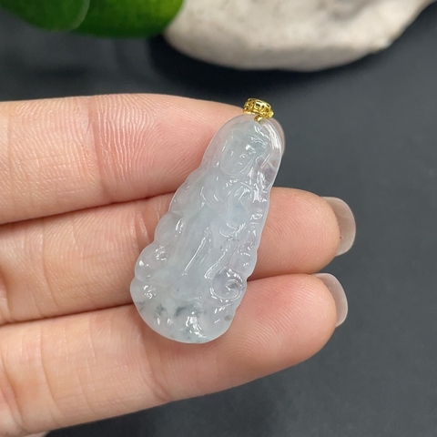 古玩玉器7天然翡翠A貨鑲嵌掛件（正冰種） 觀音 18k金  約重2.7g拍賣，當前價格270元