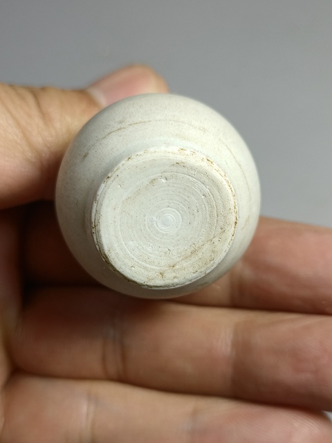 古玩陶瓷康熙白釉小葫蘆瓶拍賣,當(dāng)前價格1000元