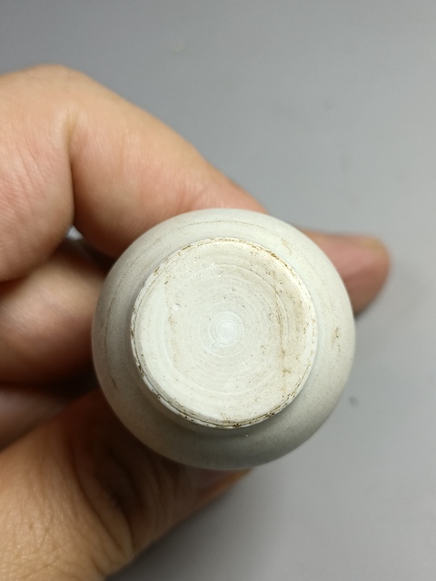 古玩陶瓷康熙白釉小葫蘆瓶拍賣,當(dāng)前價格1000元
