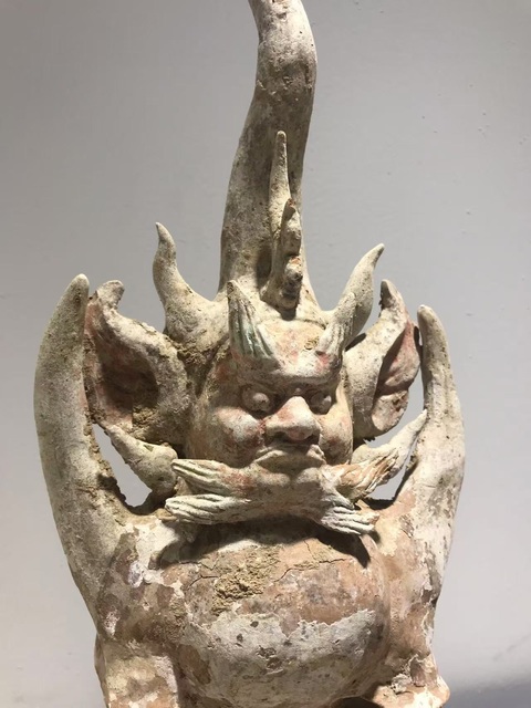 古玩陶瓷唐·鎮魔神獸拍賣，當前價格10000元