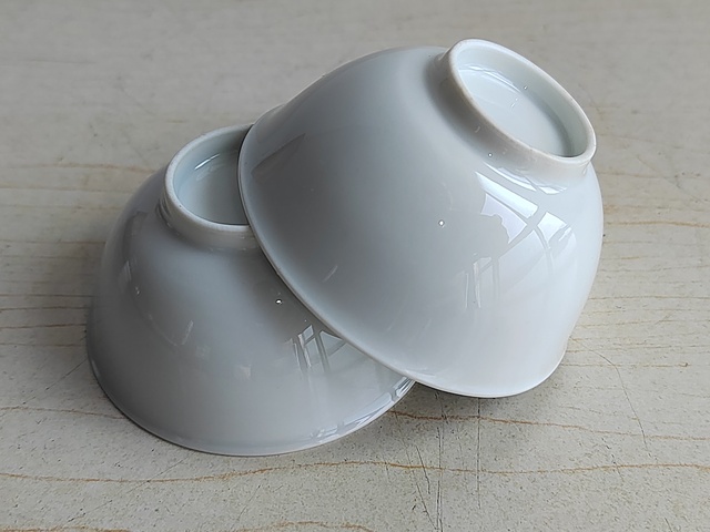 古玩陶瓷白釉碗拍賣,當前價格200元