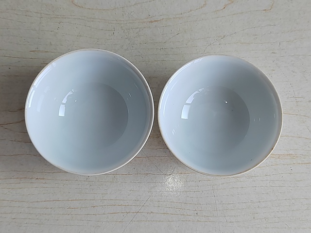 古玩陶瓷白釉碗拍賣,當前價格200元