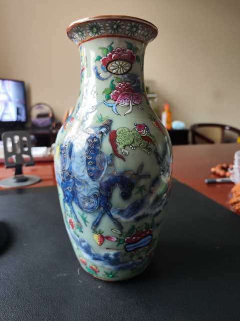 古玩陶瓷青花加白人物廣彩花卉紋瓶拍賣,當(dāng)前價格5800元