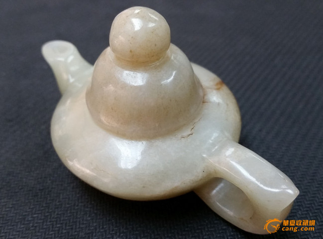 古玩玉器和田玉雕“素紋壺”拍賣，當前價格999元