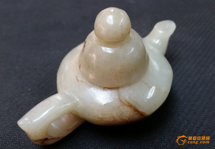 古玩玉器和田玉雕“素紋壺”拍賣，當前價格999元