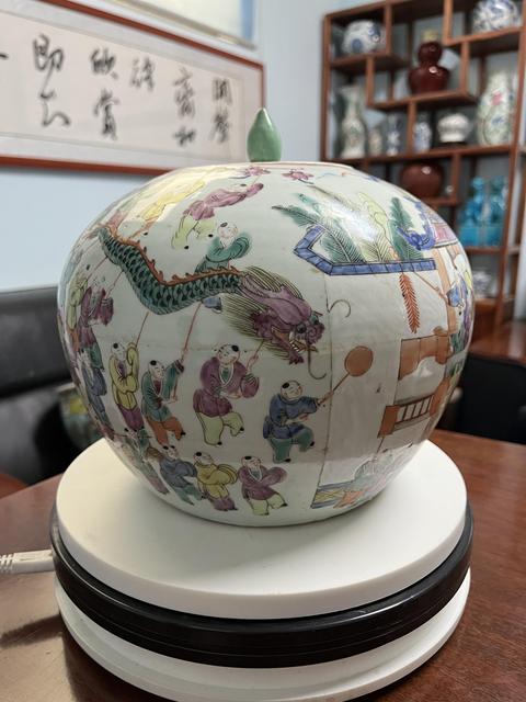 古玩陶瓷百子鬧春粉彩西瓜罐拍賣,當前價格7000元