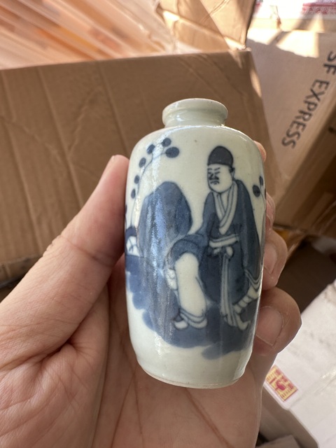 古玩陶瓷青花人物故事紋梅瓶拍賣，當前價格2000元