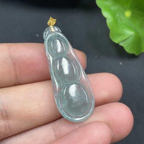 古玩玉器天然翡翠（A貨）福豆掛件 18K金扣頭拍賣，當前價格599元