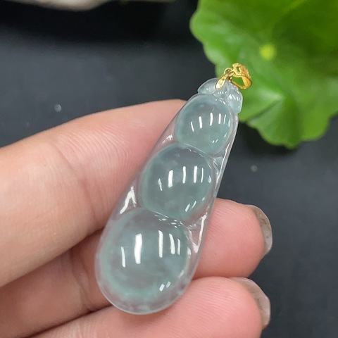 古玩玉器天然翡翠（A貨）福豆掛件 18K金扣頭拍賣，當前價格599元