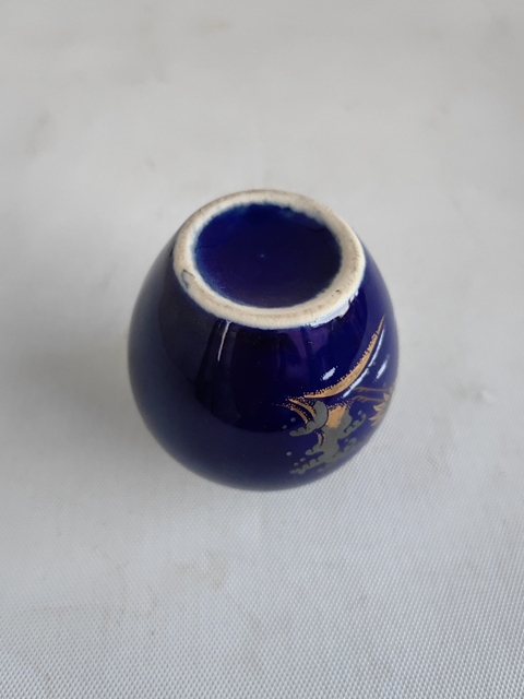 古玩陶瓷藍釉描金鶴紋罐拍賣,當前價格220元