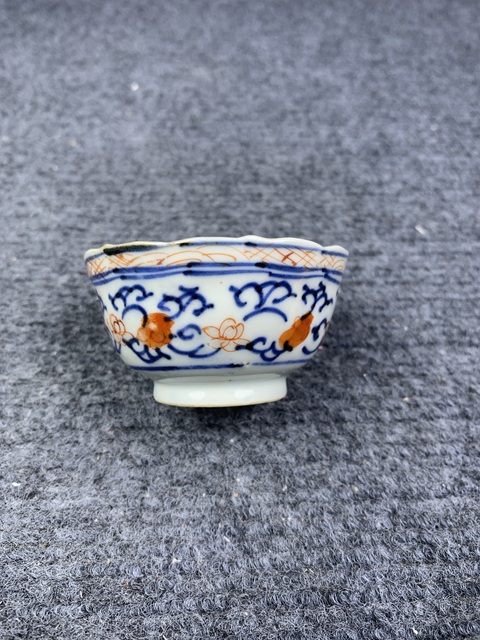 古玩陶瓷青花加彩人物紋壓手杯拍賣，當前價格1388元