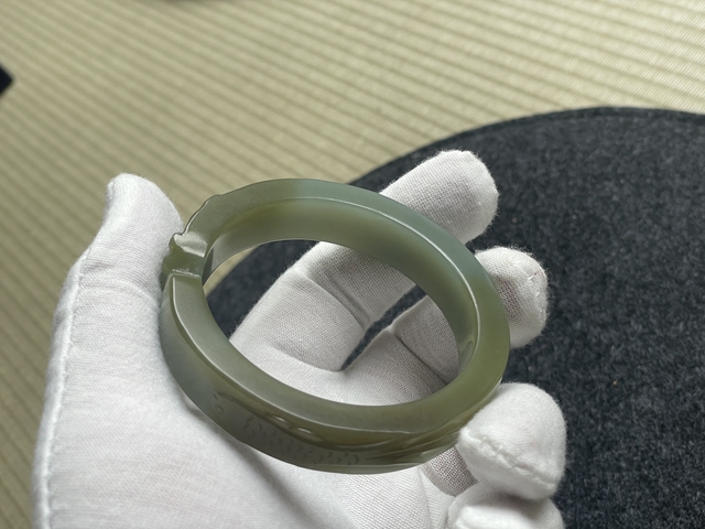 古玩玉器新疆且末糖料和田玉鐲拍賣,當前價格6900元