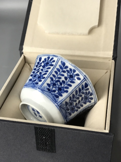 古玩陶瓷(精品八方杯)晚清·青花花卉紋·八方主人杯拍賣,當前價格980元