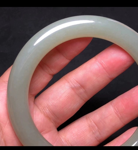 古玩玉器玉鐲子拍賣，當前價格2000元
