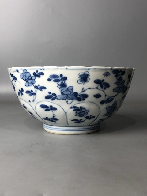 古玩陶瓷(精品碗)清康熙·青花花卉紋·模印碗拍賣,當前價格2052元