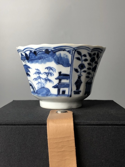 古玩陶瓷(精品花口杯)晚清·青花博古·山水風(fēng)景紋·花口杯拍賣,當(dāng)前價(jià)格1001元