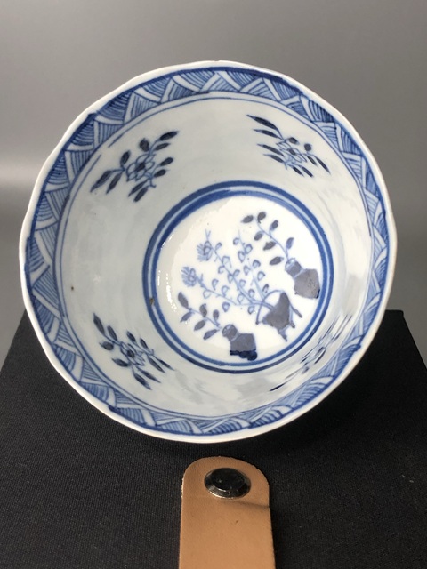 古玩陶瓷(精品花口杯)晚清·青花博古·山水風(fēng)景紋·花口杯拍賣,當(dāng)前價(jià)格1001元